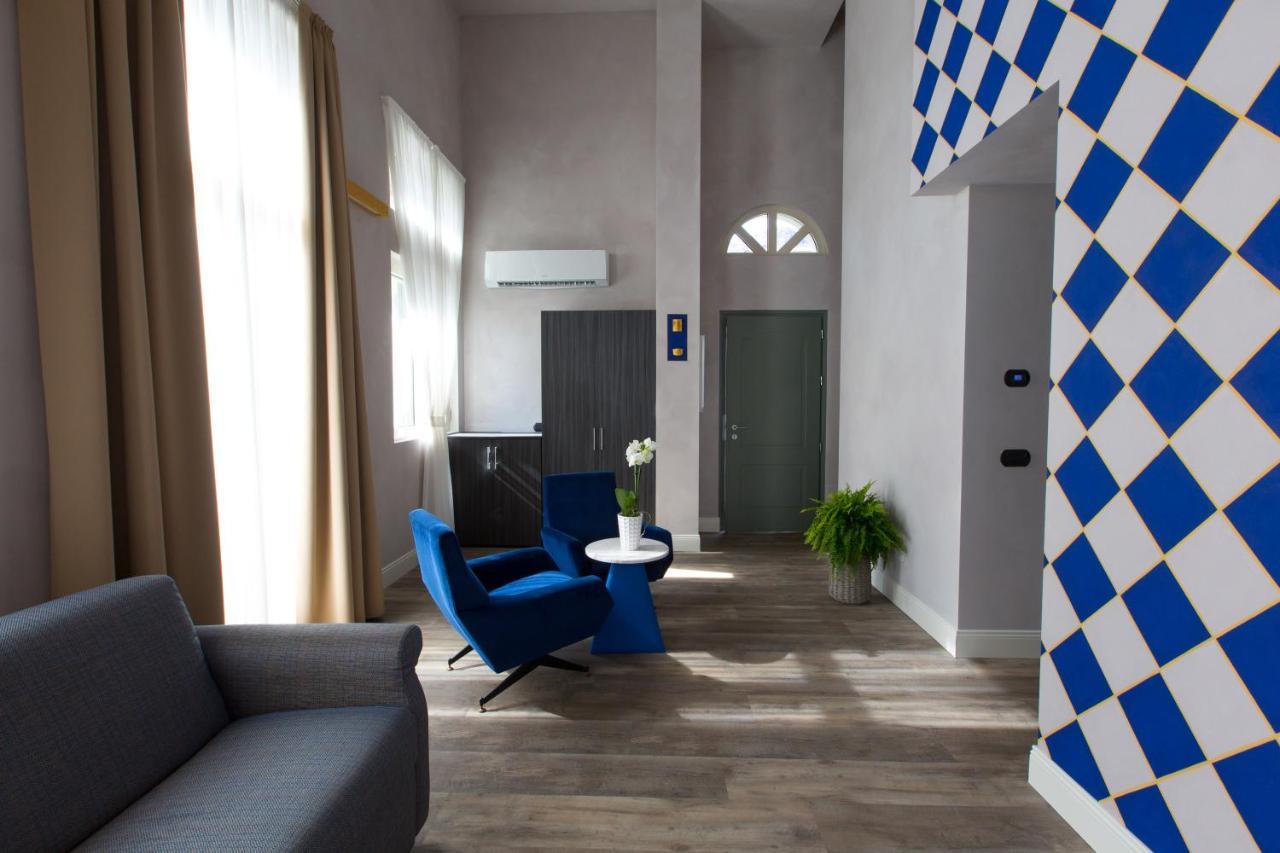 Hotel Al Campanile - Luxury Suites & Apartments Baveno Kültér fotó