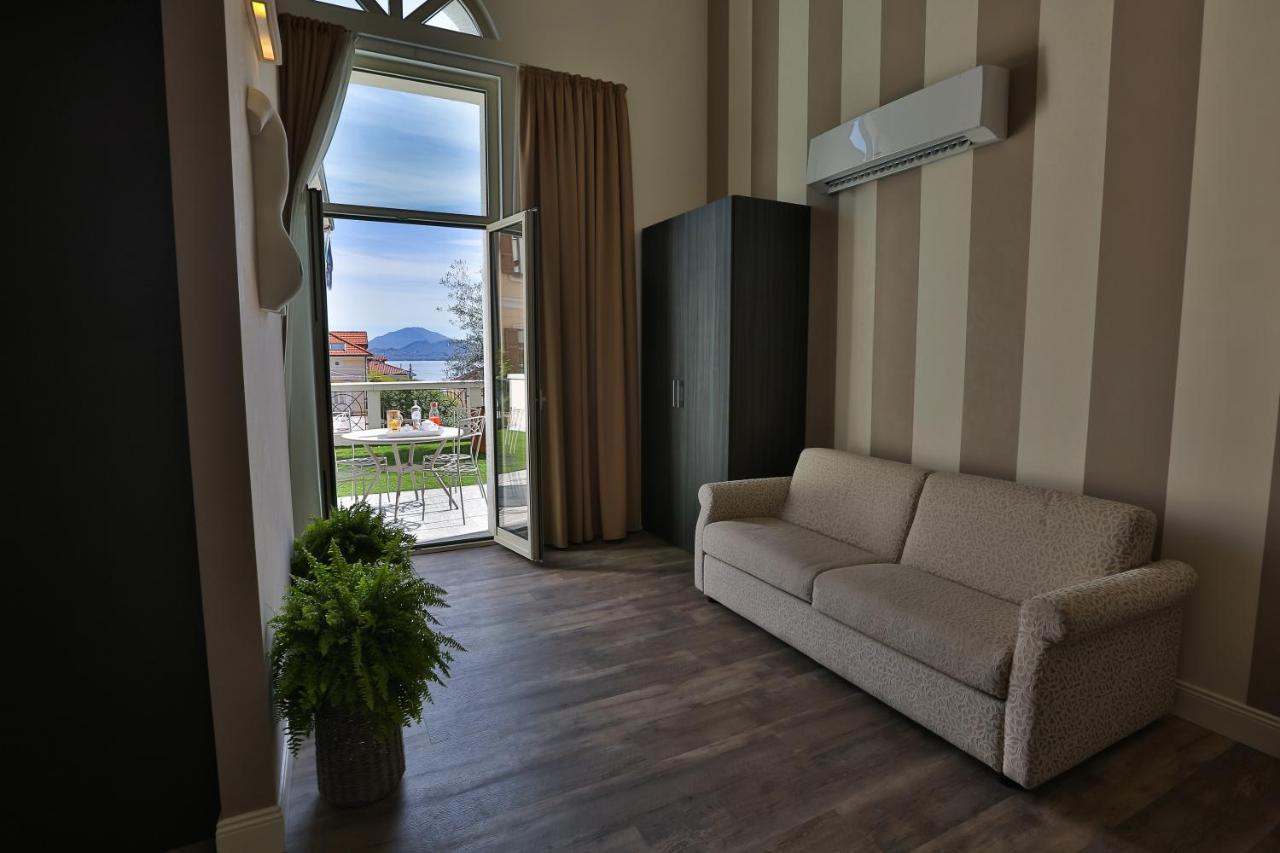 Hotel Al Campanile - Luxury Suites & Apartments Baveno Kültér fotó