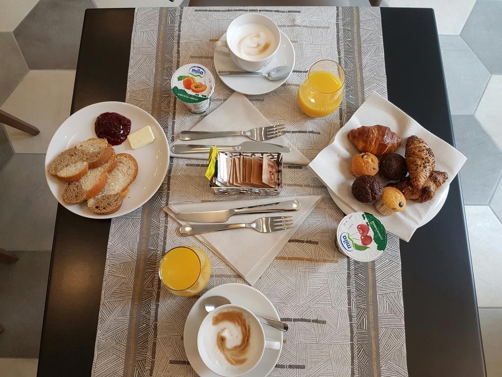 Hotel Al Campanile - Luxury Suites & Apartments Baveno Kültér fotó