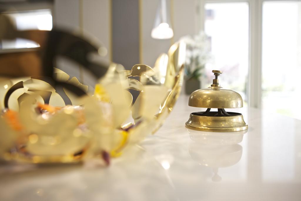 Hotel Al Campanile - Luxury Suites & Apartments Baveno Kültér fotó