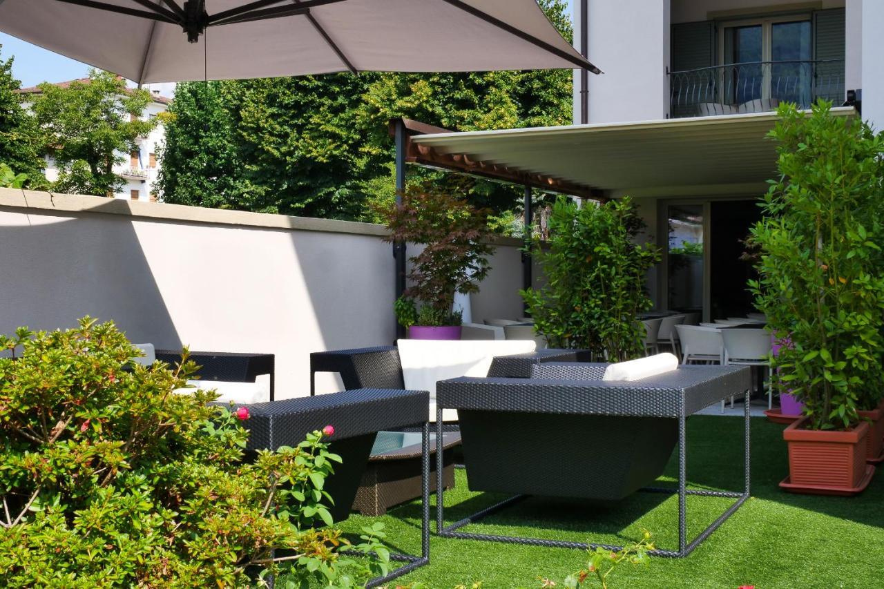 Hotel Al Campanile - Luxury Suites & Apartments Baveno Kültér fotó