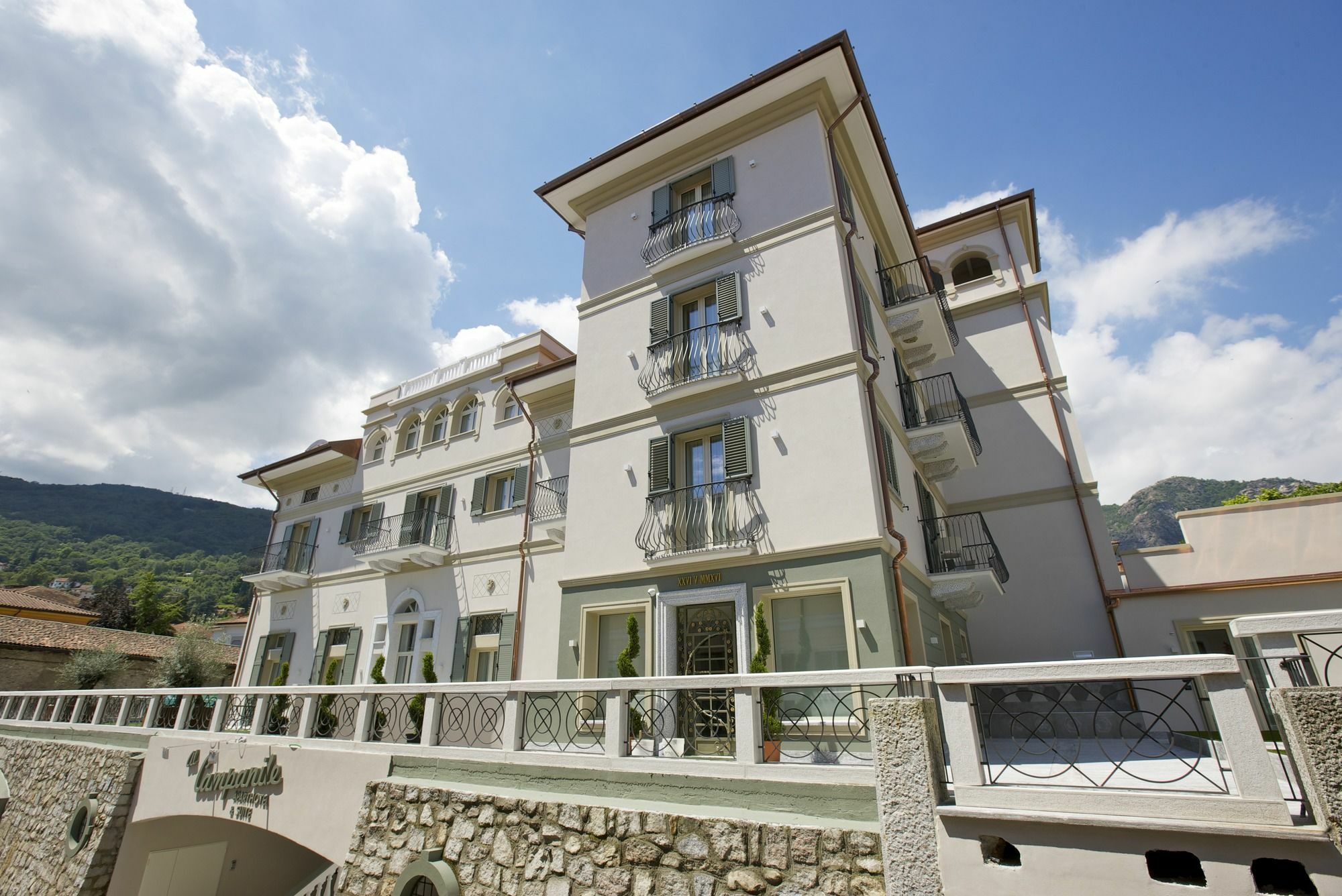 Hotel Al Campanile - Luxury Suites & Apartments Baveno Kültér fotó